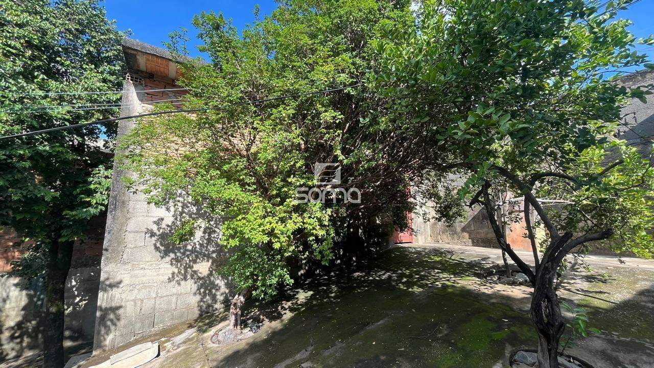 Casa à venda no Célvia: 