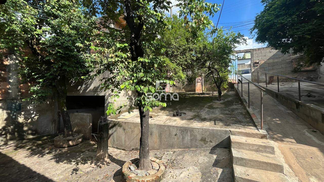 Casa à venda no Célvia: 