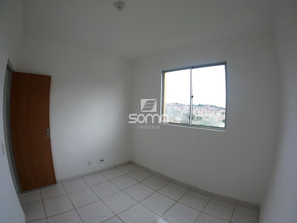 Apartamento à venda no Serra Dourada: 
