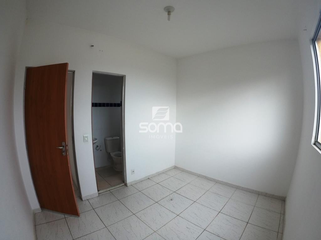 Apartamento à venda no Serra Dourada: 