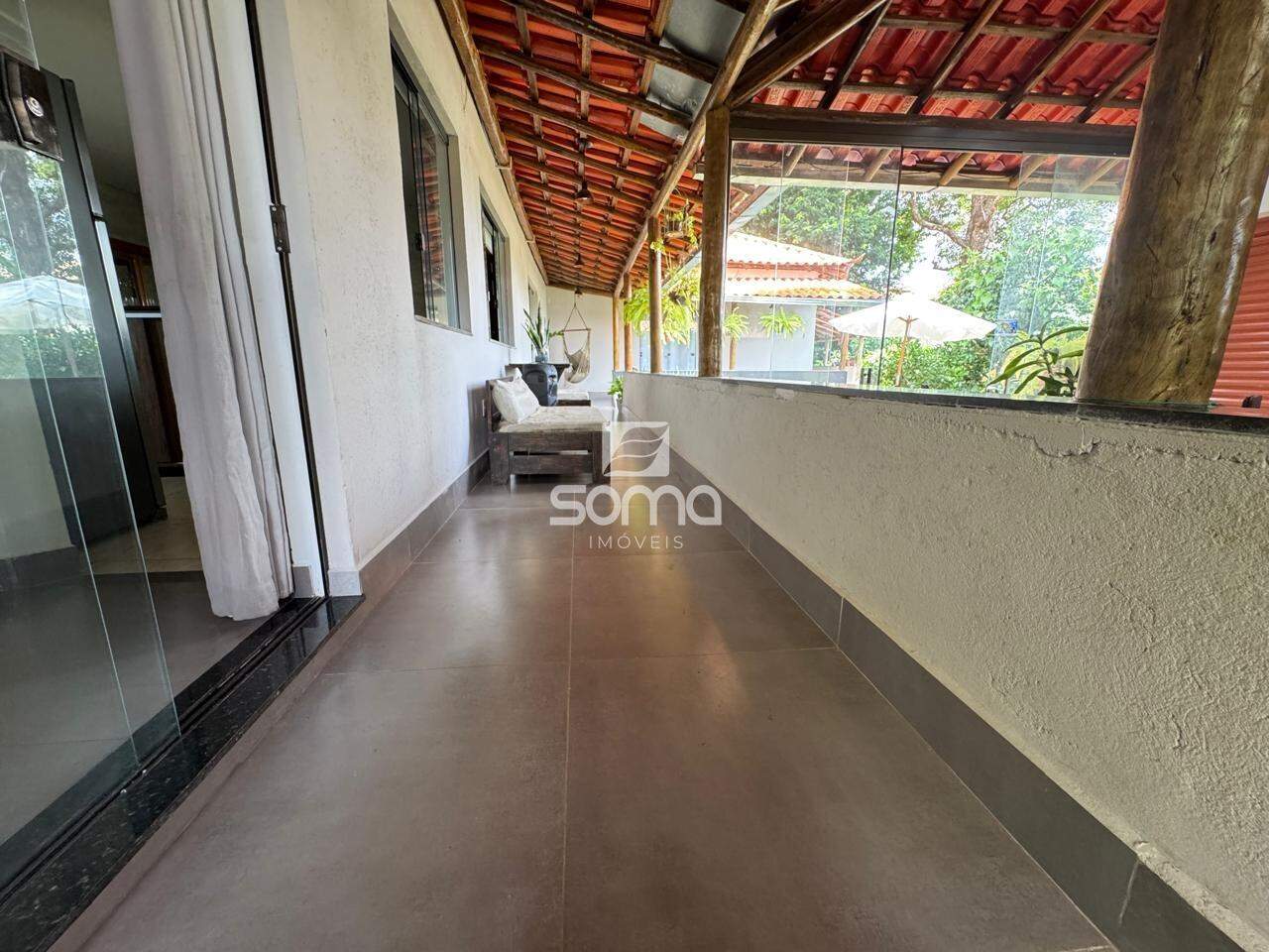 Casa em condomínio à venda no Condomínio Lírio dos Vales: 