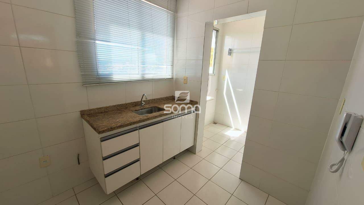 Apartamento à venda no Célvia: 