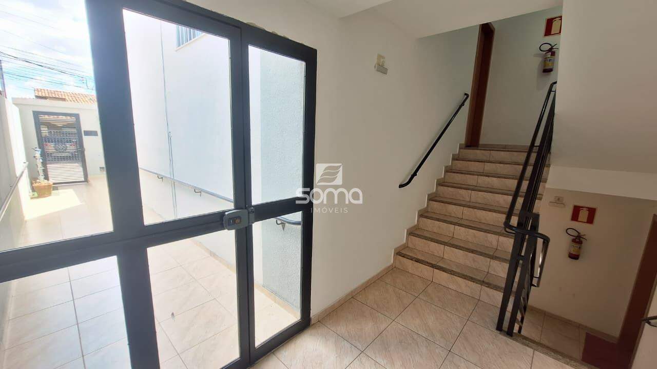 Apartamento à venda no Célvia: 