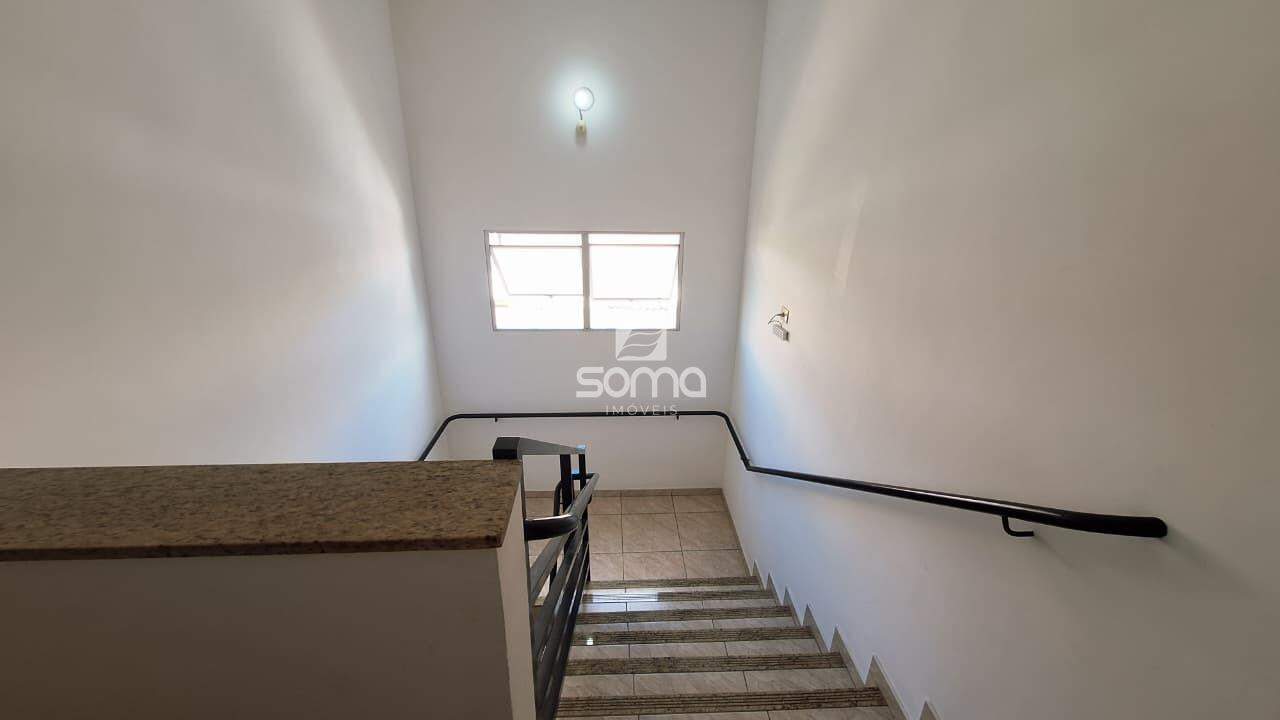 Apartamento à venda no Célvia: 