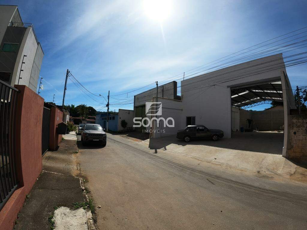 Galpão para aluguel no Santo Antônio: