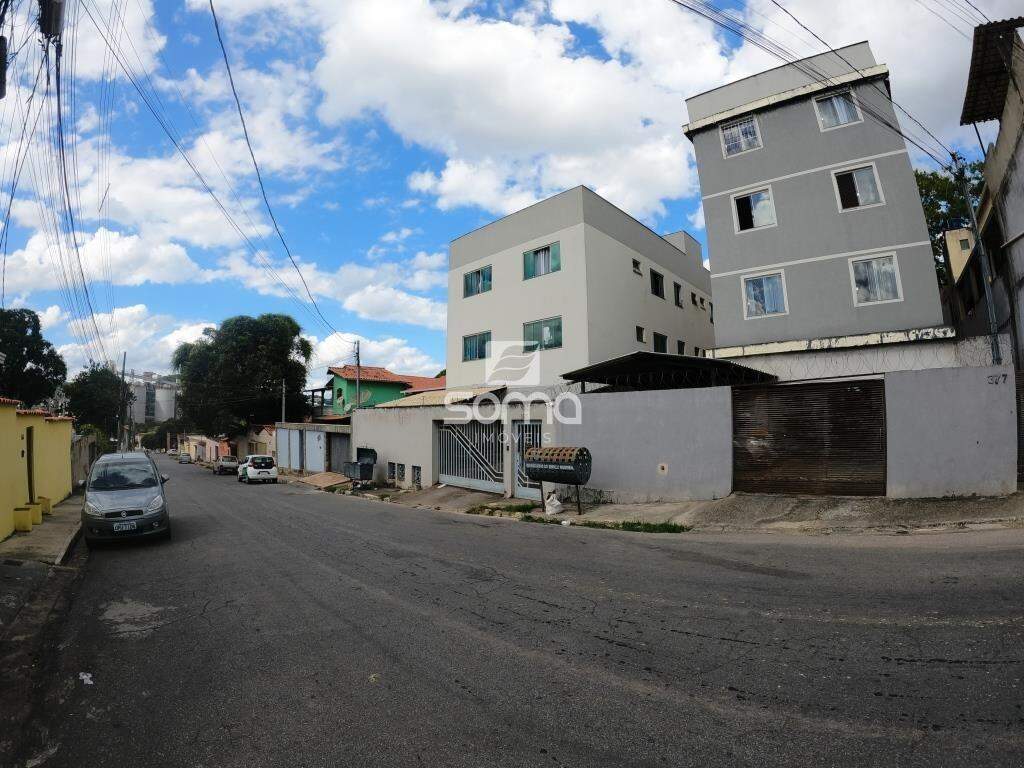 Apartamento para aluguel no Célvia: 