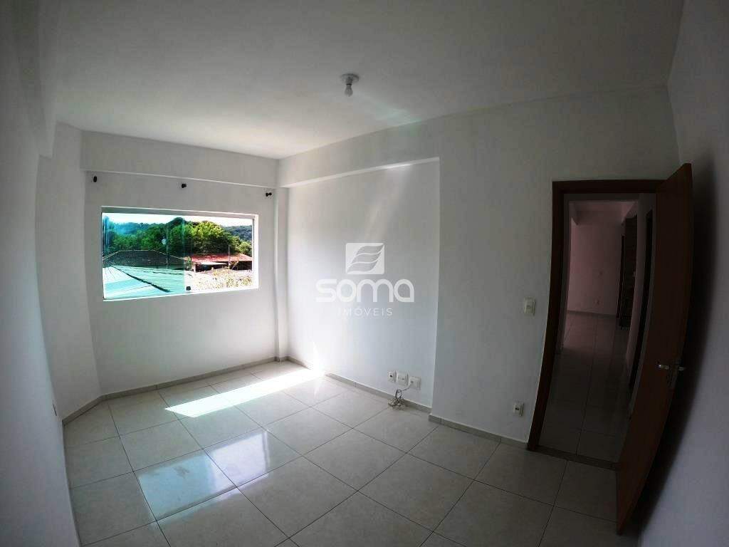 Apartamento para aluguel no Santo Antônio: 