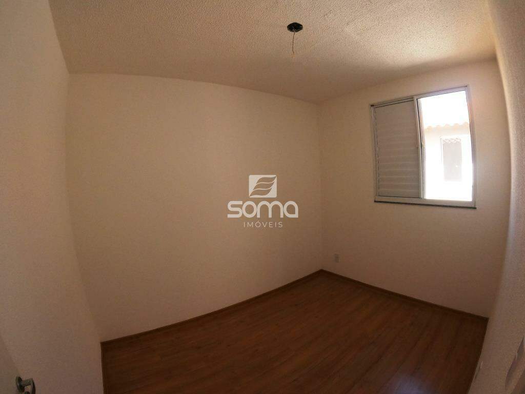 Apartamento para aluguel no Serra Dourada: 
