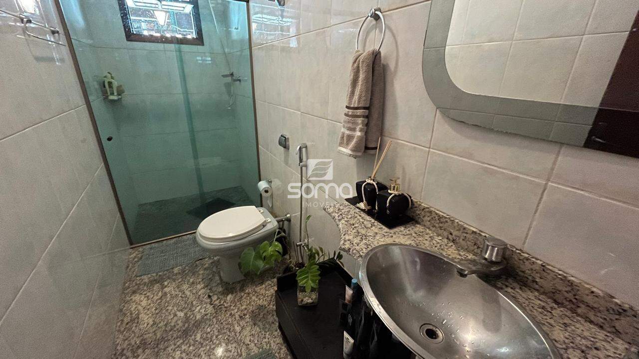 Casa à venda no Jardim Itau:
