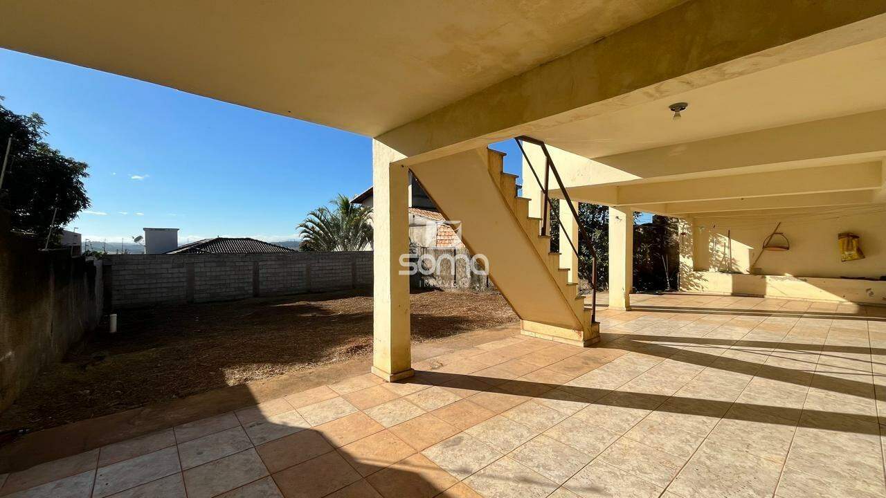 Casa à venda no Jardim Itau: