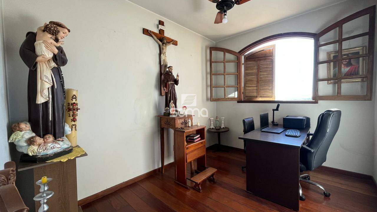 Casa à venda no Jardim Itau: