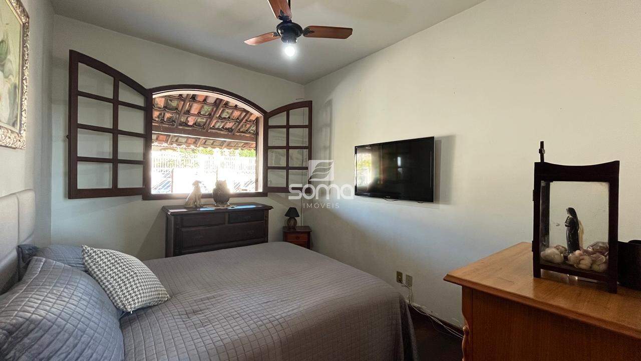 Casa à venda no Jardim Itau: