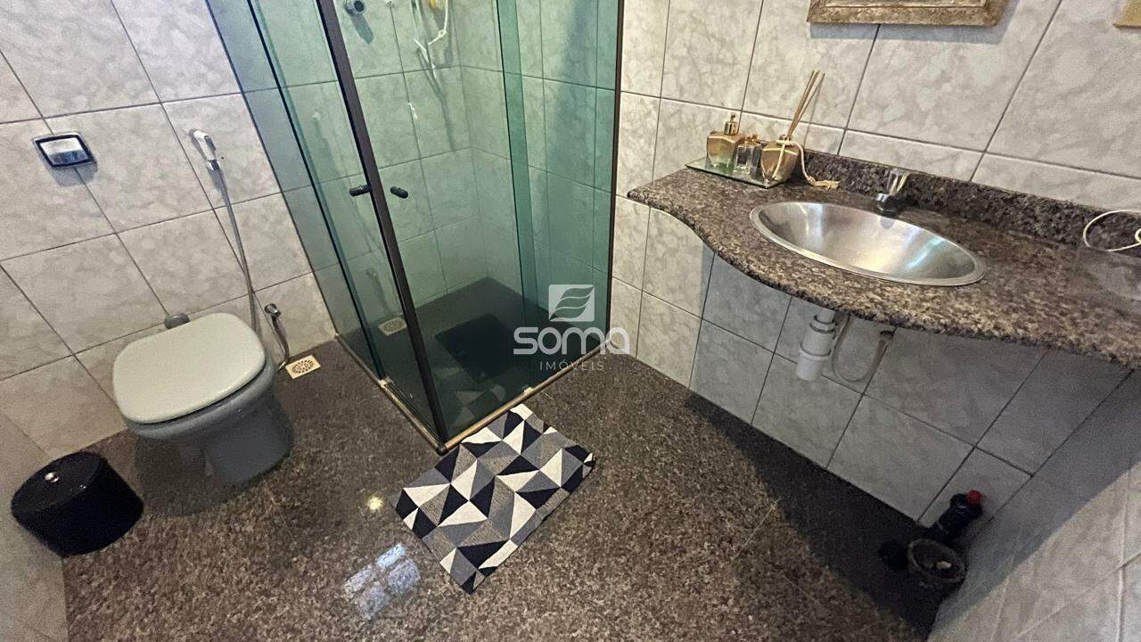 Casa à venda no Jardim Itau: