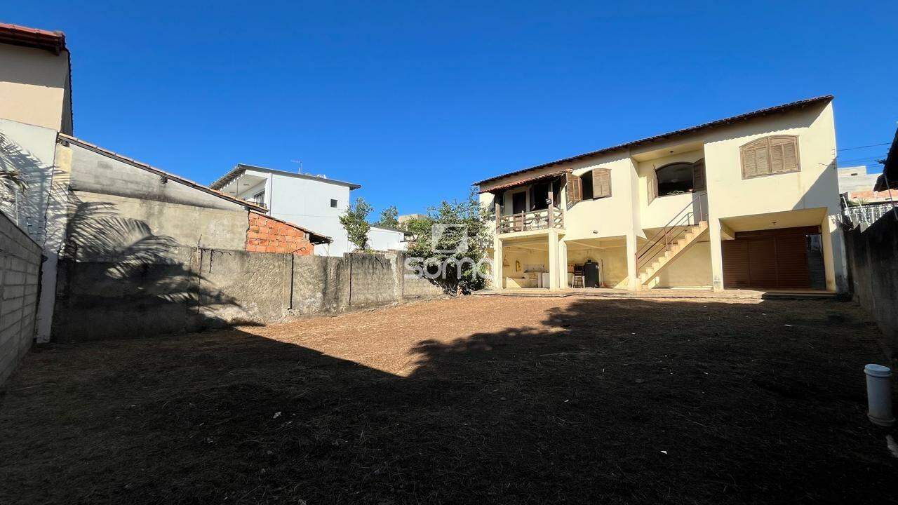 Casa à venda no Jardim Itau: