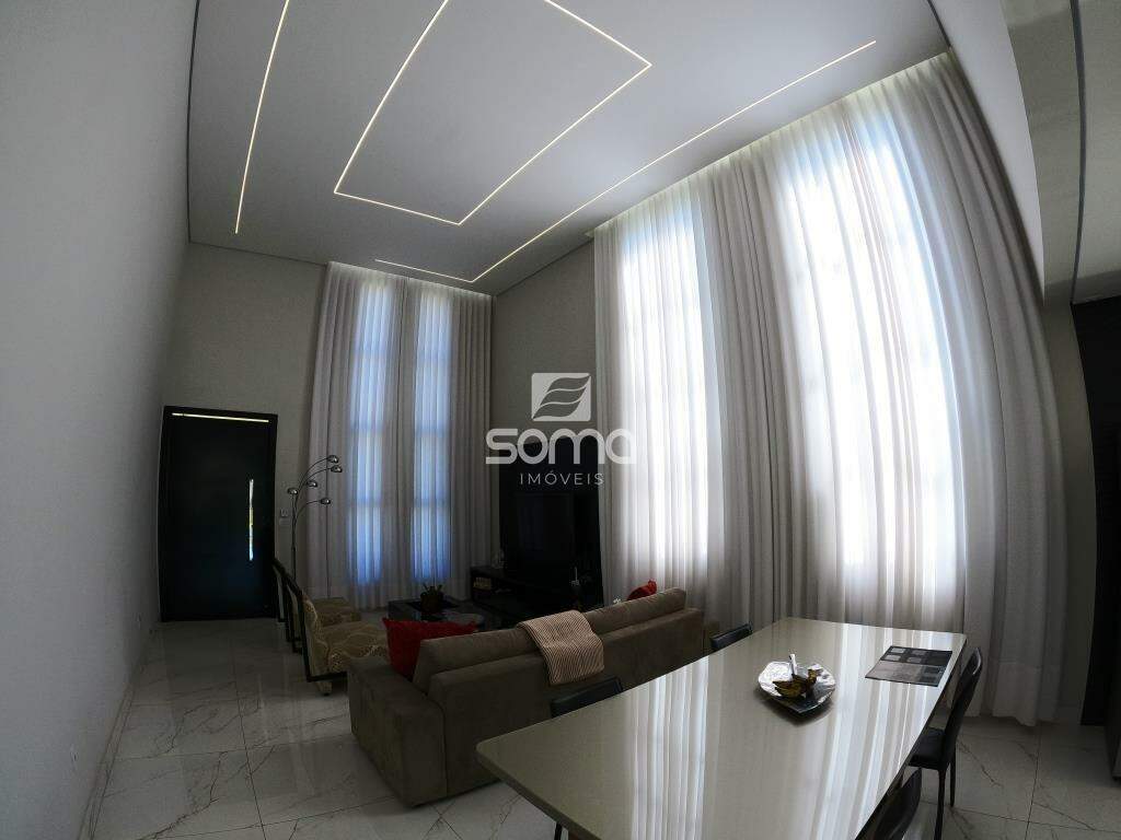 Casa para aluguel no Residencial Vilabela: 