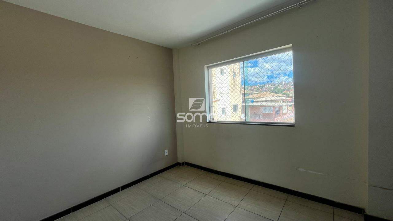 Apartamento à venda no Célvia: 