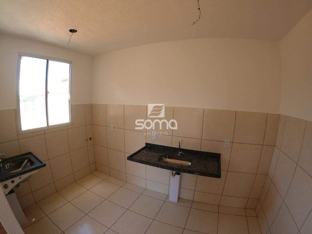 Apartamento para aluguel no Serra Dourada: