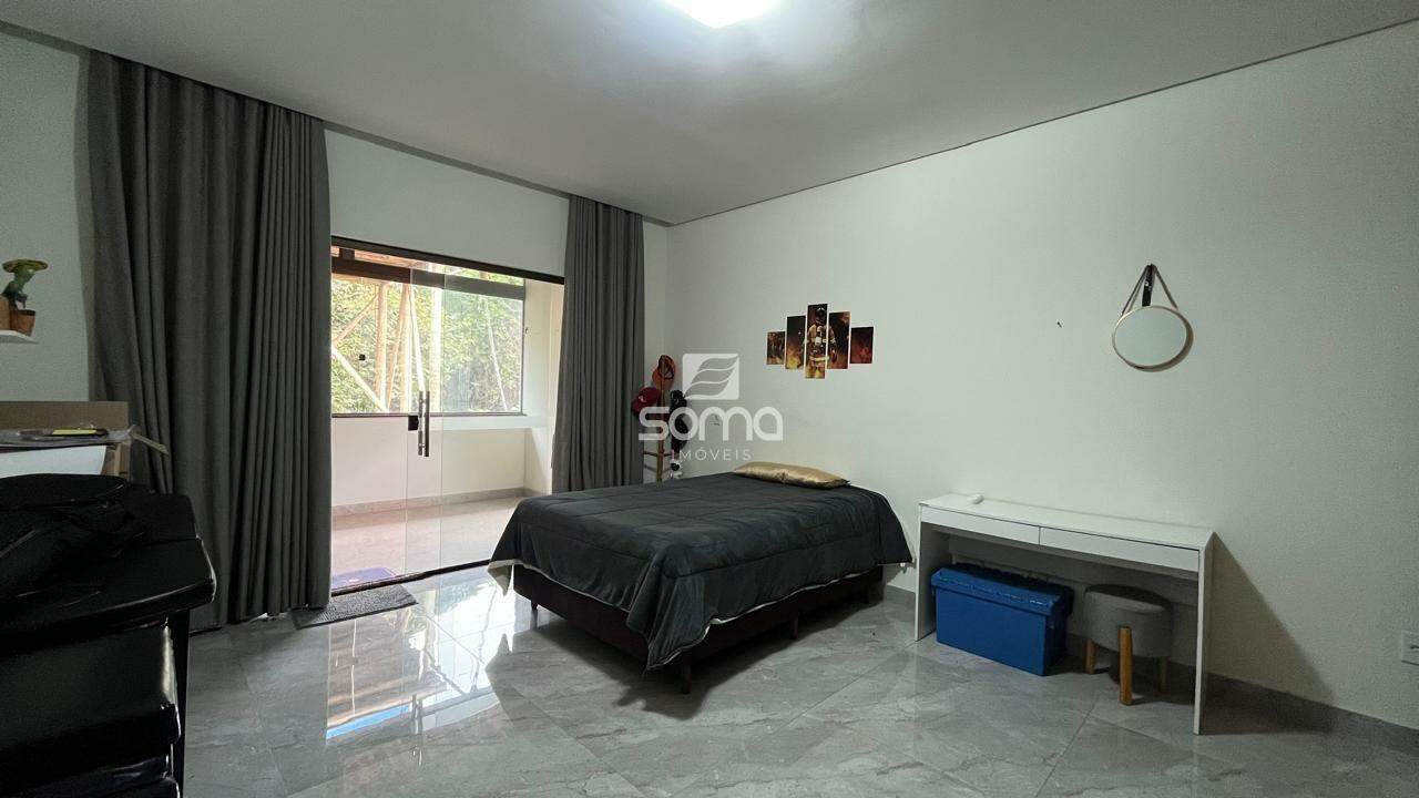 Casa em condomínio à venda no Residencial Clube dos Militares I:
