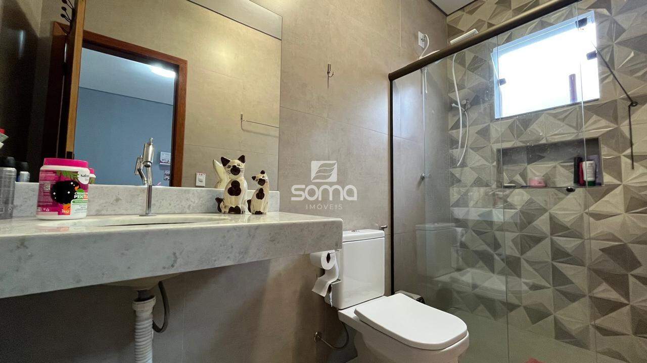 Casa em condomínio à venda no Residencial Clube dos Militares I: