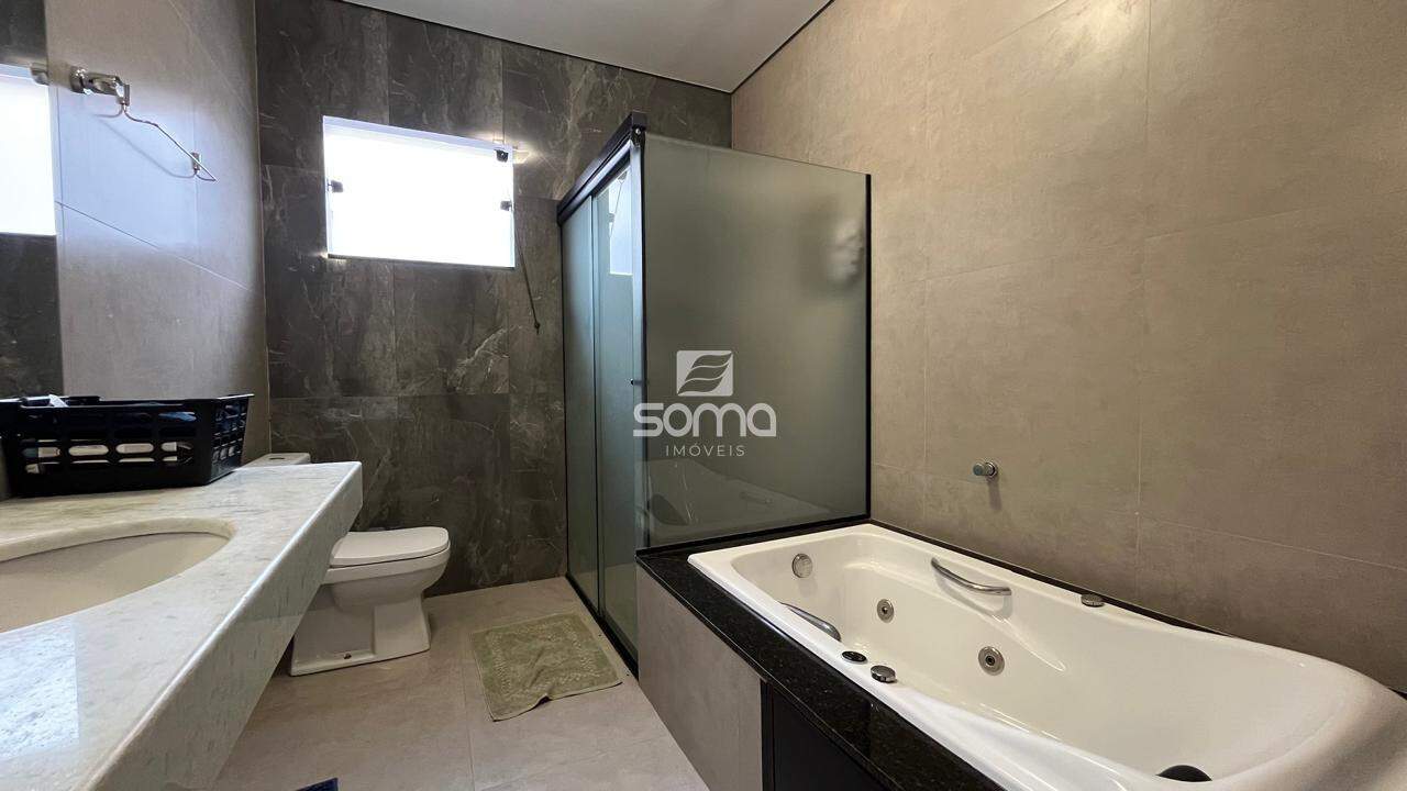 Casa em condomínio à venda no Residencial Clube dos Militares I: