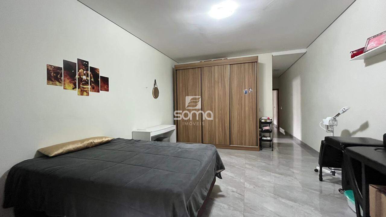 Casa em condomínio à venda no Residencial Clube dos Militares I: