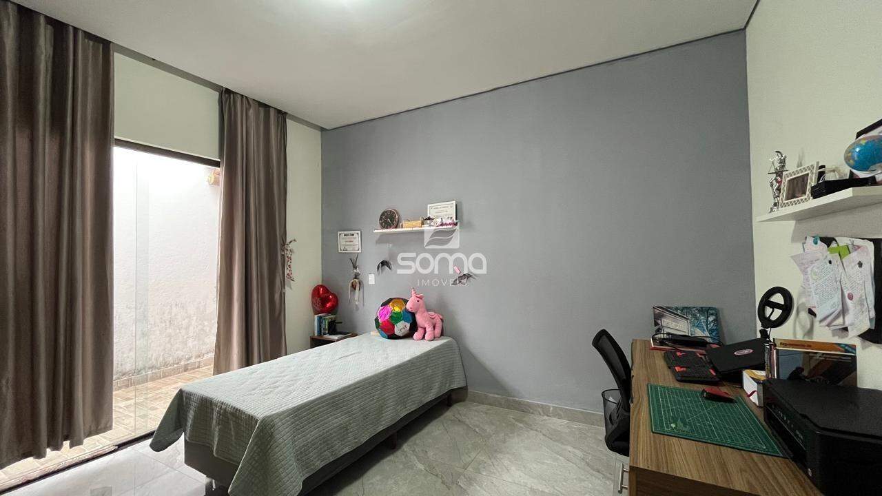 Casa em condomínio à venda no Residencial Clube dos Militares I: