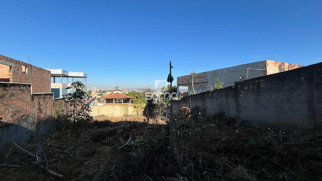 Lote à venda no Serra Dourada: