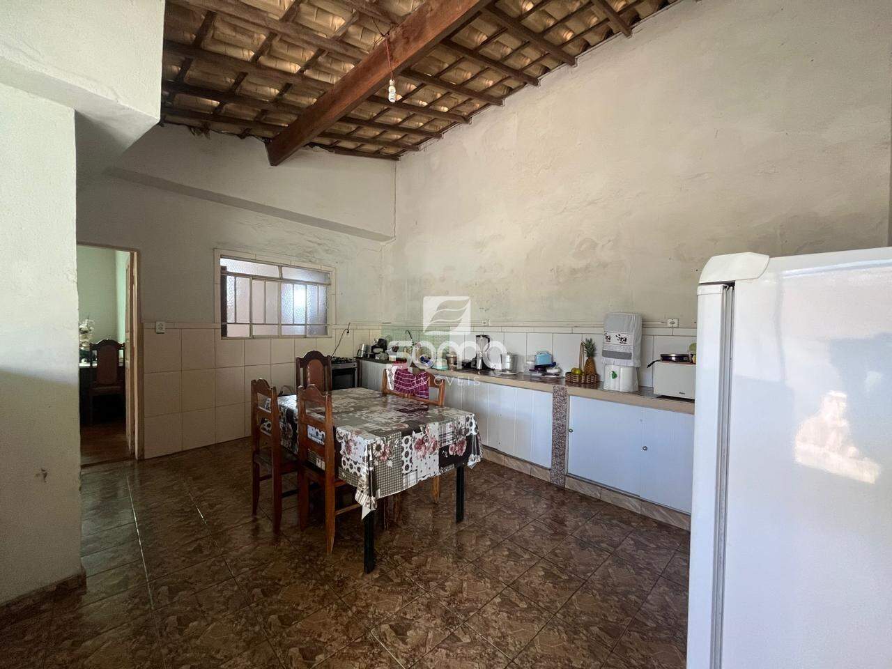 Casa à venda no Célvia: 