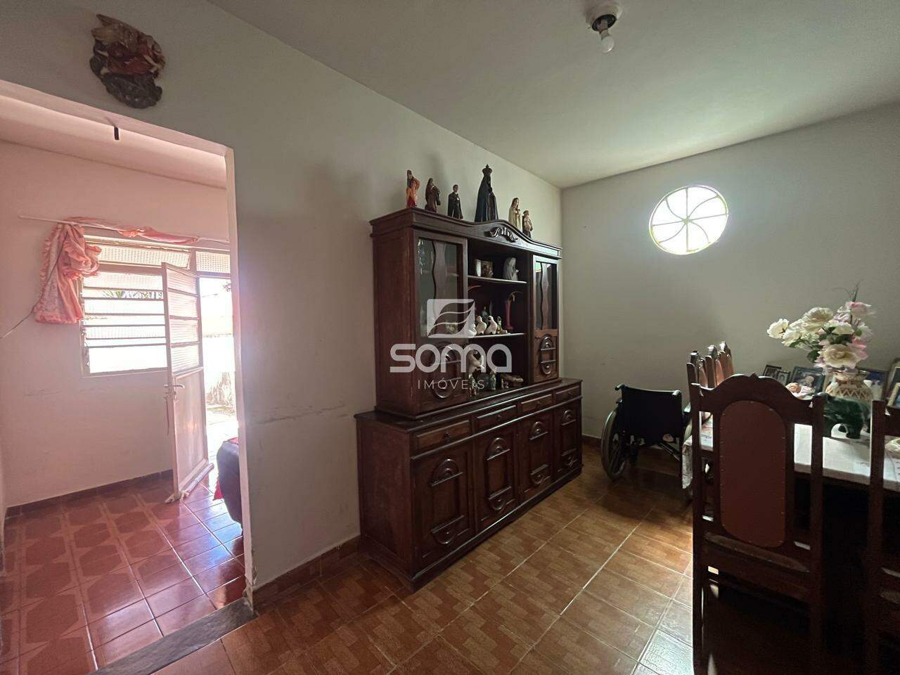 Casa à venda no Célvia: 