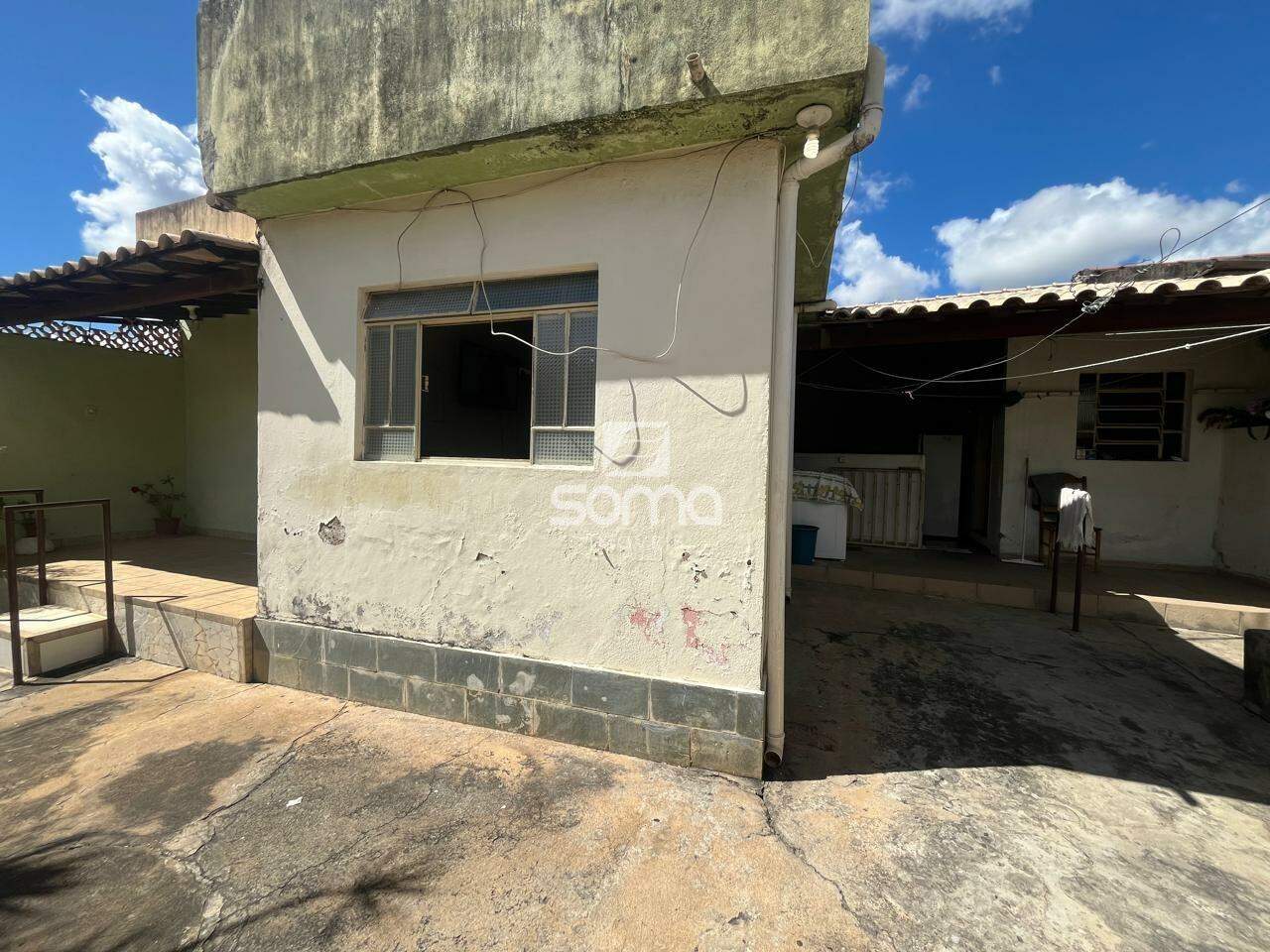 Casa à venda no Célvia: 