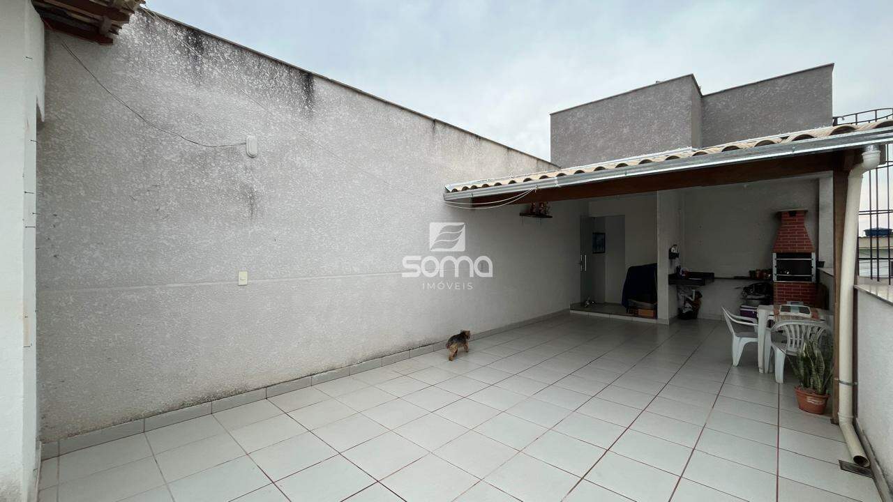 Cobertura à venda no Serra Dourada: