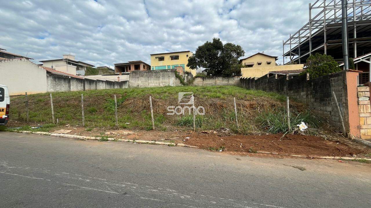 Lote à venda no Jardim Itau: