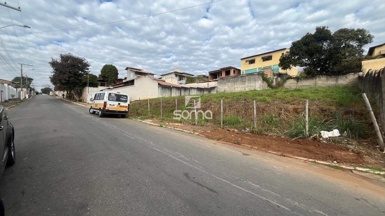 Lote à venda no Jardim Itau:
