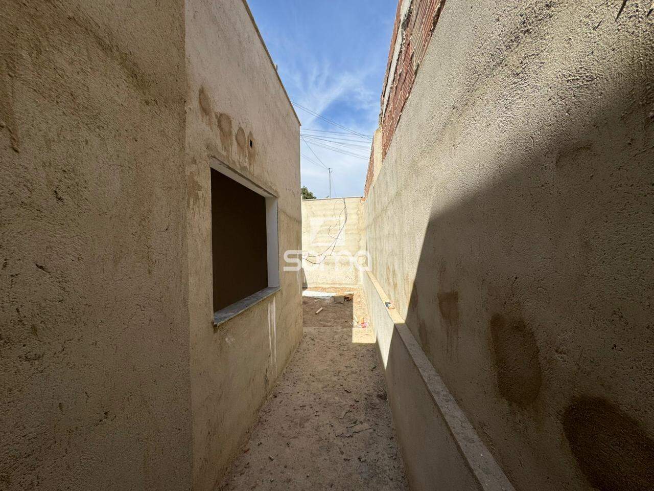 Casa Geminada à venda no Granjas Reunidas São Vicente: