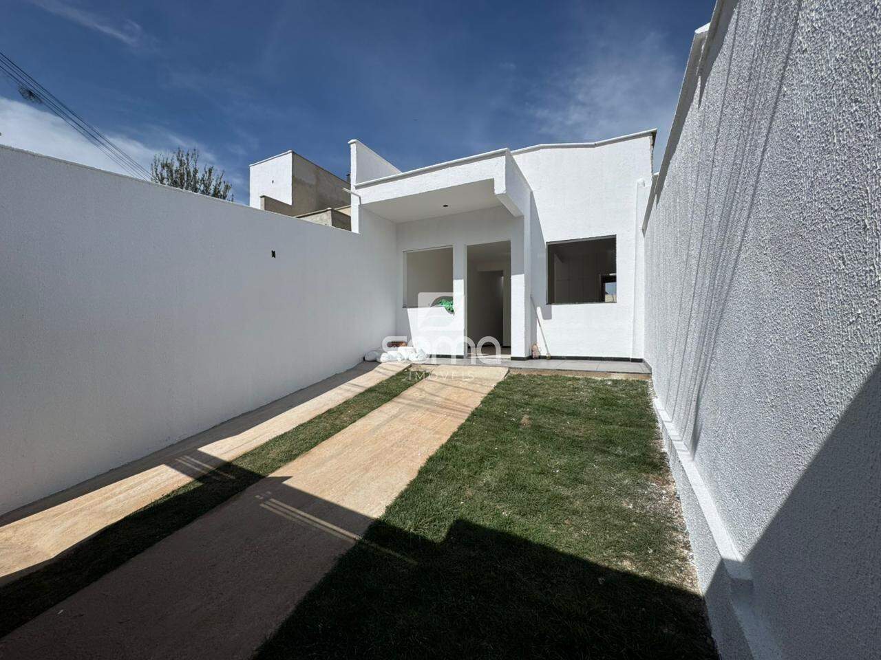 Casa Geminada à venda no Granjas Reunidas São Vicente: