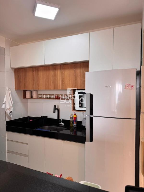 Apartamento à venda no Célvia: