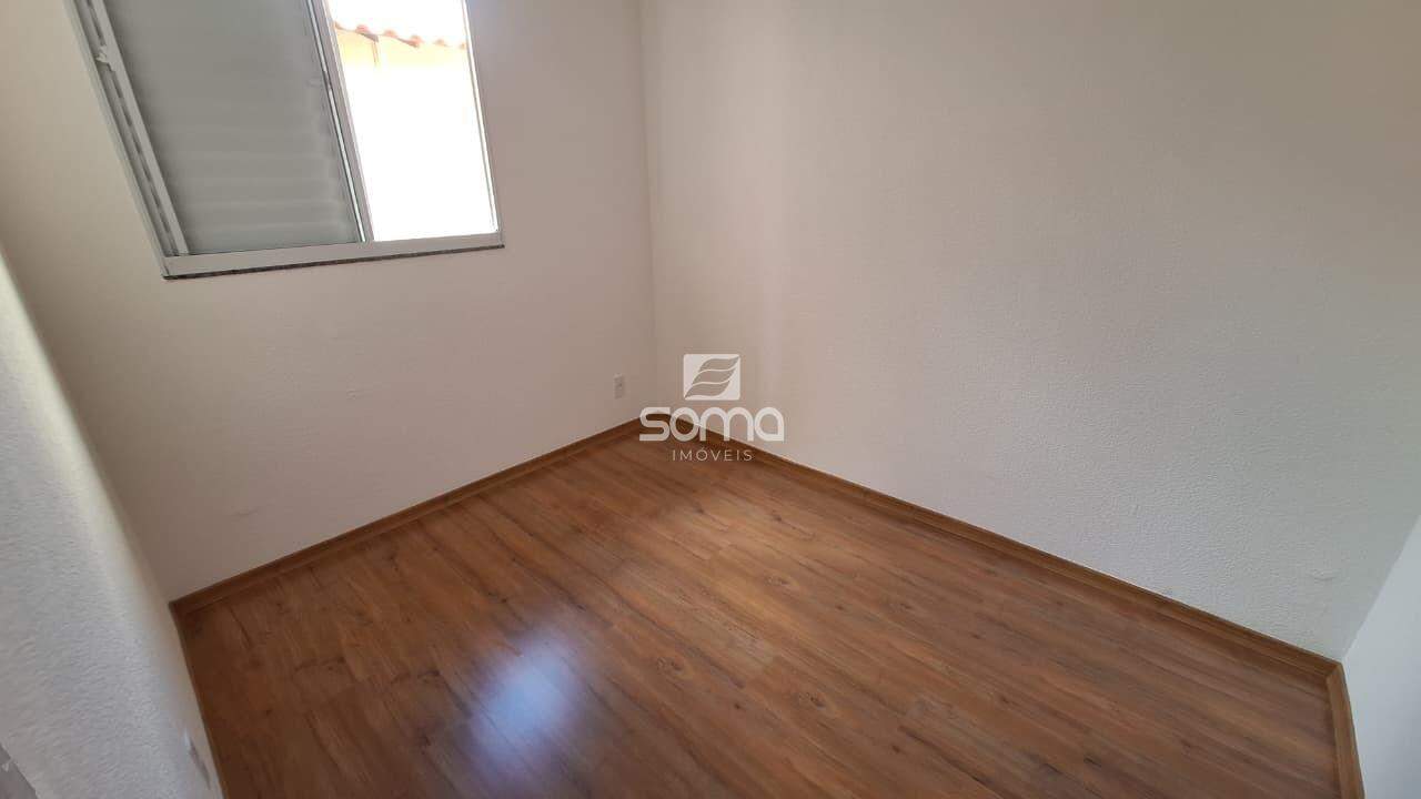 Apartamento à venda no Serra Dourada:
