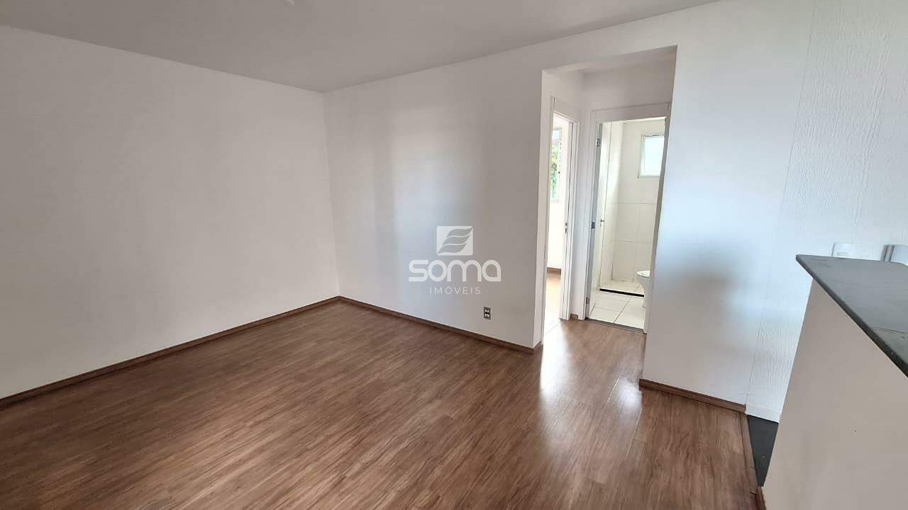 Apartamento à venda no Bernardo de Souza: 