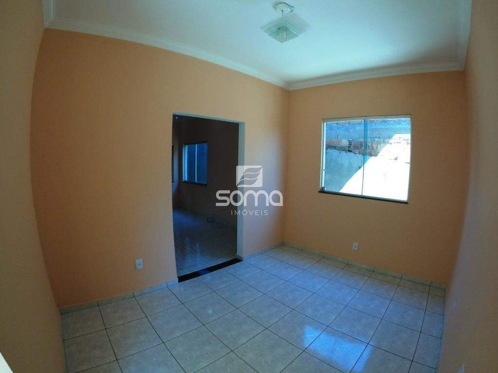 Casa para aluguel no Vida Nova: