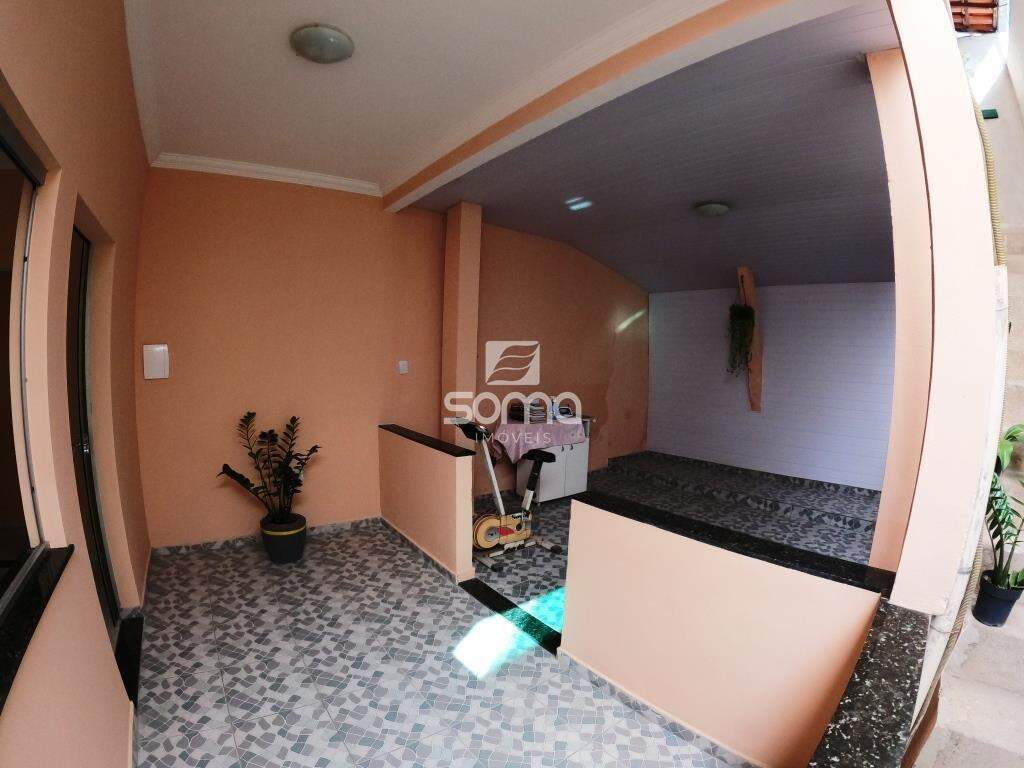 Casa para aluguel no Vida Nova: