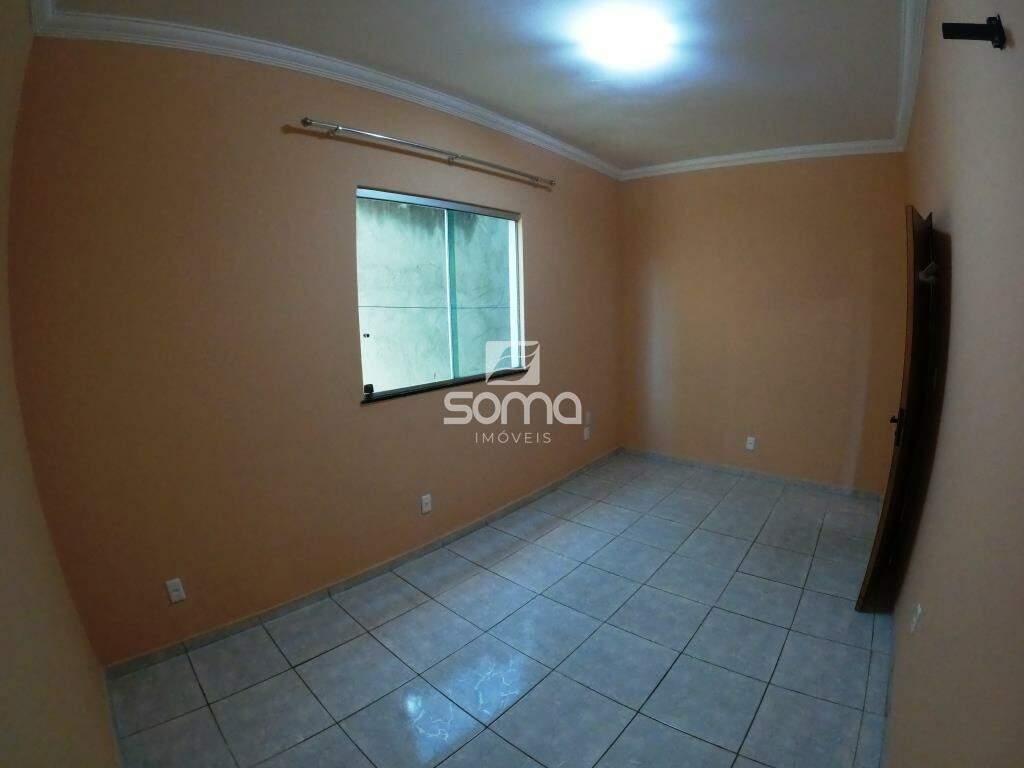 Casa para aluguel no Vida Nova: