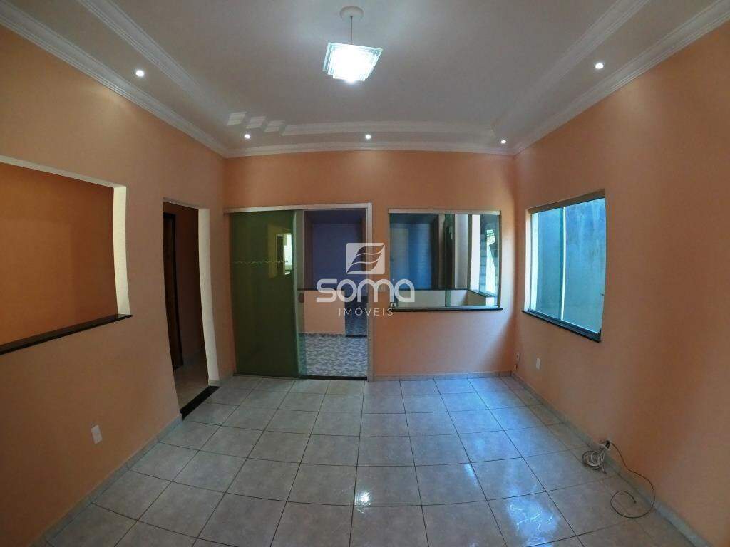 Casa para aluguel no Vida Nova: