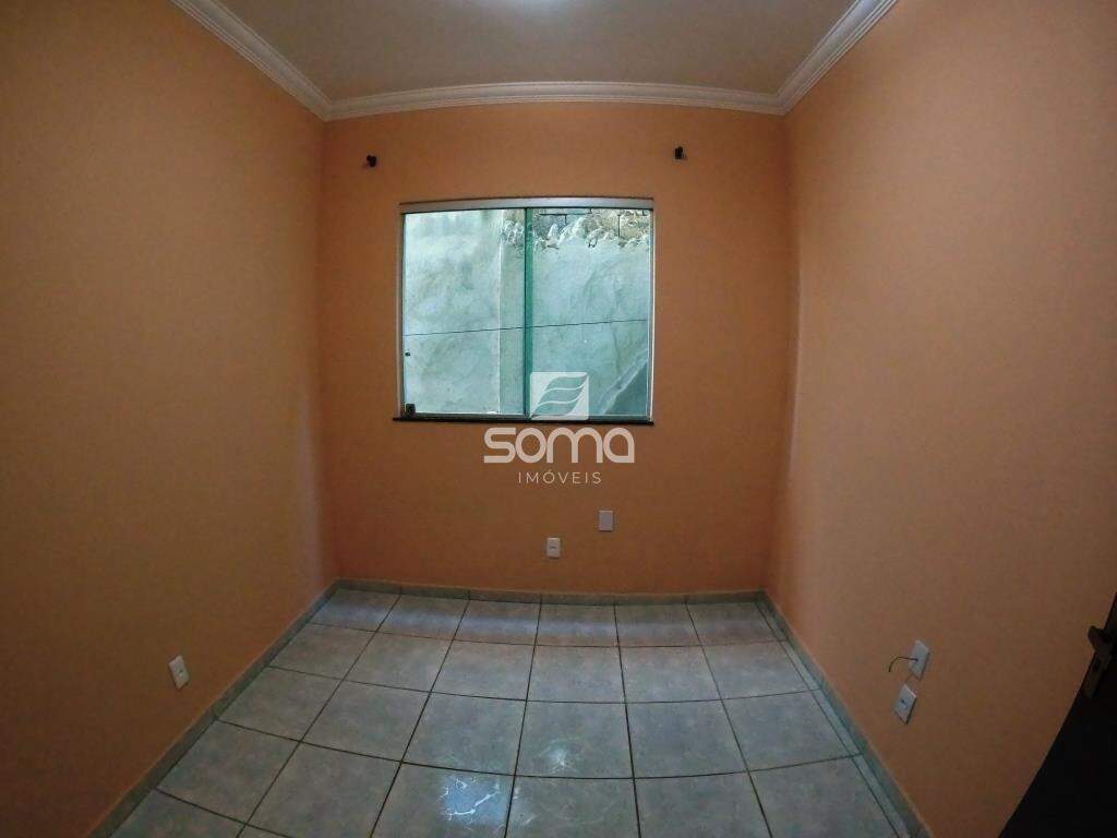 Casa para aluguel no Vida Nova: