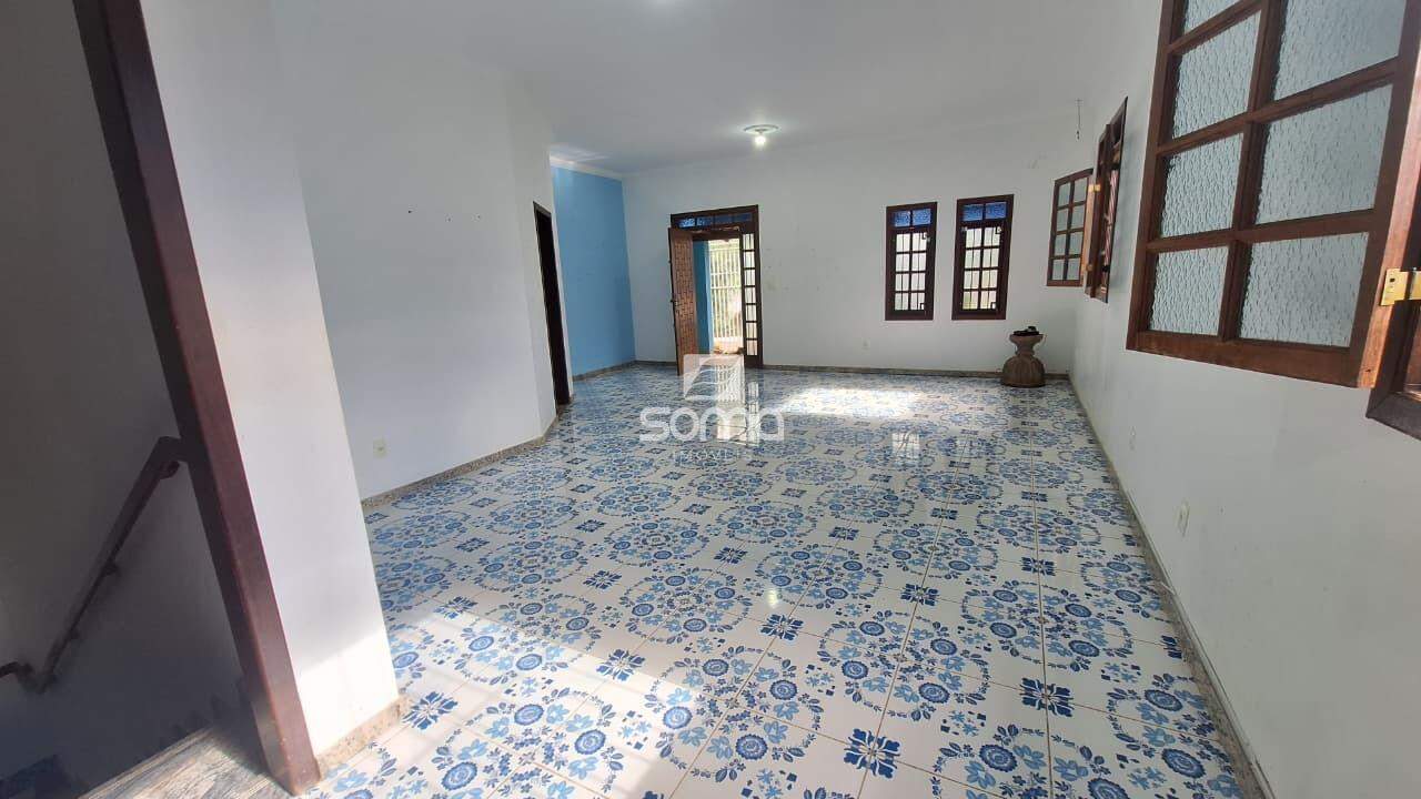 Casa em condomínio à venda no Rosa dos Ventos: