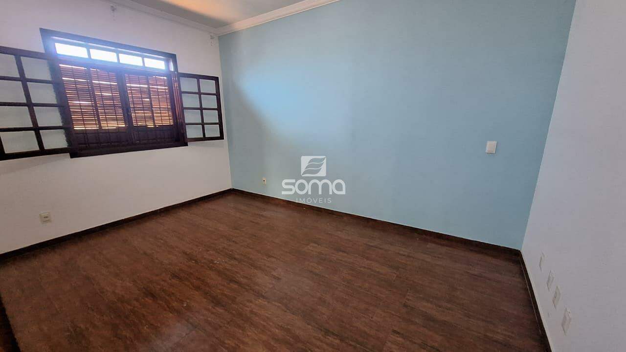 Casa em condomínio à venda no Rosa dos Ventos: