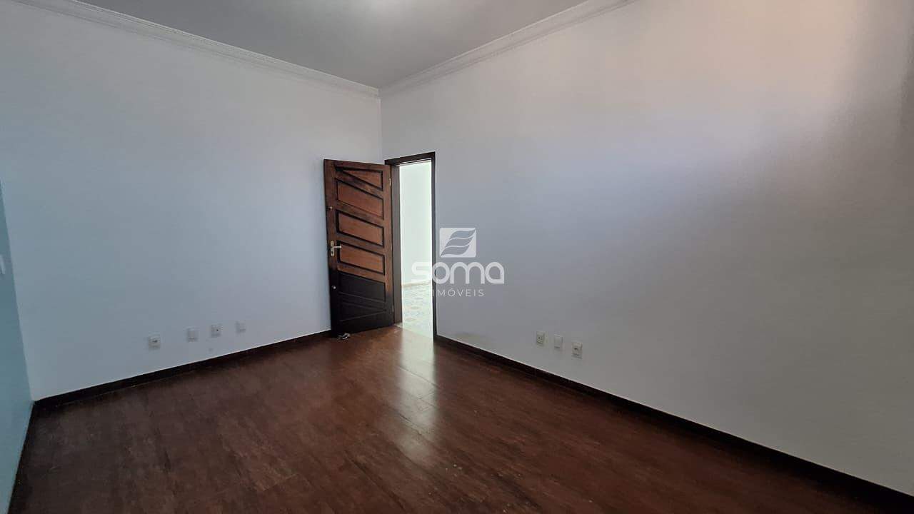 Casa em condomínio à venda no Rosa dos Ventos:
