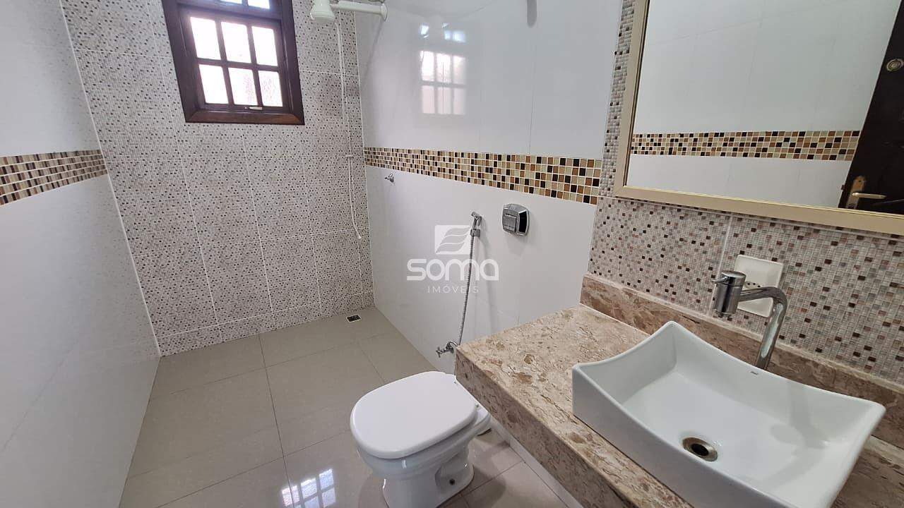 Casa em condomínio à venda no Rosa dos Ventos: