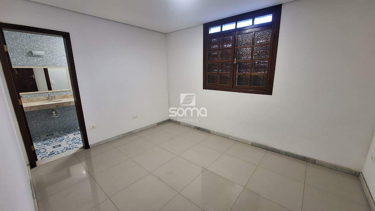 Casa em condomínio à venda no Rosa dos Ventos: