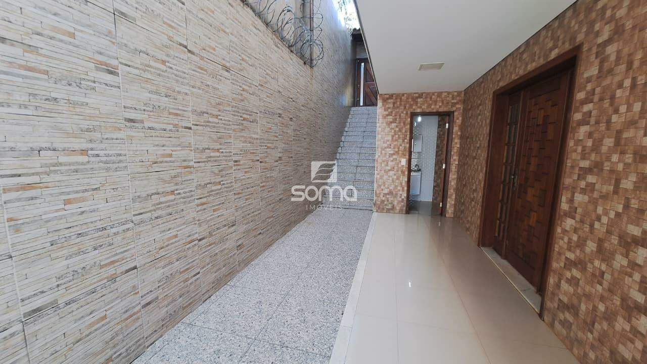Casa em condomínio à venda no Rosa dos Ventos: