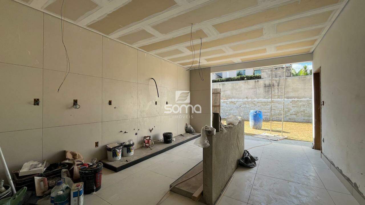 Casa em condomínio à venda no Condominio Rosa dos Ventos: